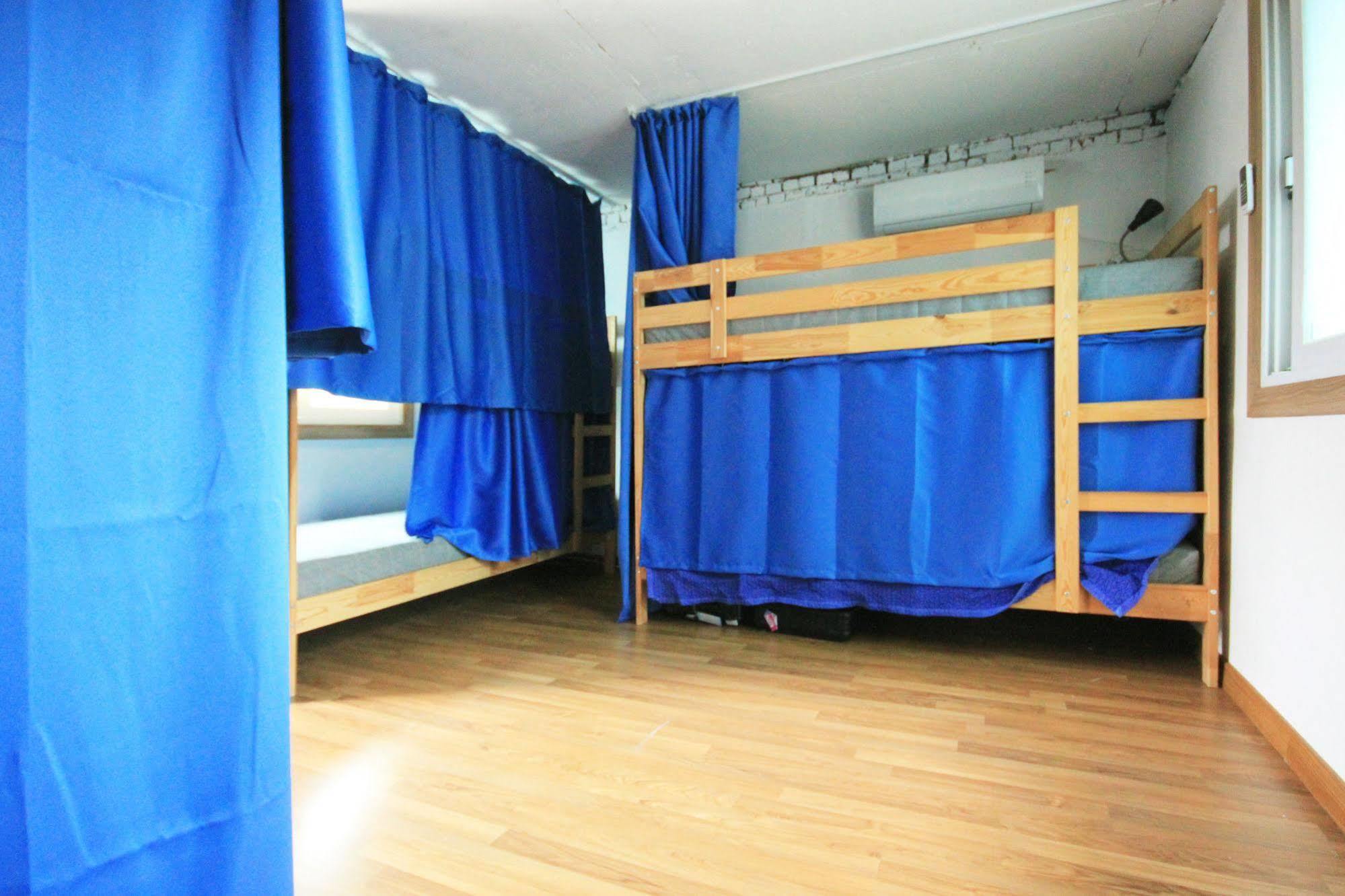 The One Hostel Hongdae In Seoul - Foreigner Only Εξωτερικό φωτογραφία